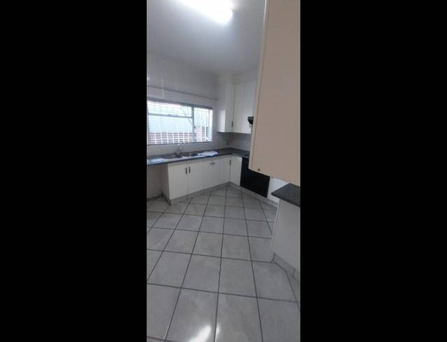 2 BEDROOM DUPLEX FOR SALE IN PRIMROSE HILL